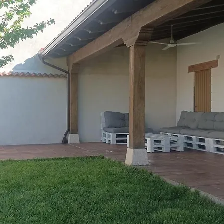 La Casa De Paco Cabrera