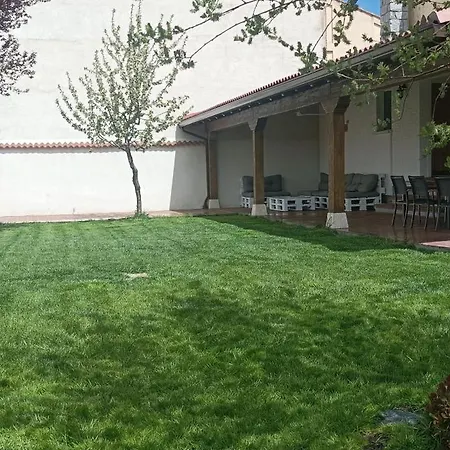 La Casa De Paco Cabrera Feriehus *