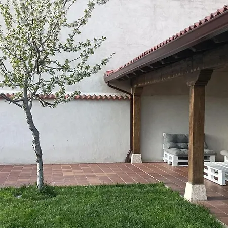 La Casa De Paco Cabrera Prázdninový dům Narros de Cuellar
