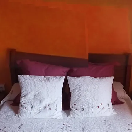 Dom wakacyjny La Casa De Paco Cabrera Narros de Cuellar