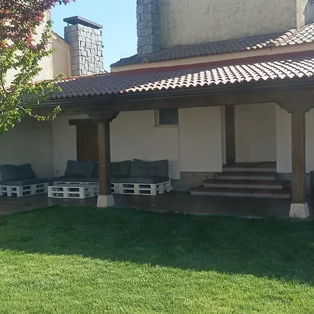 La Casa De Paco Cabrera Narros de Cuellar